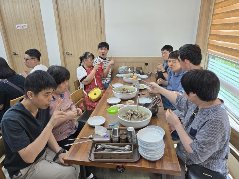 eba35a47f6441d77409d63b2021cd972_1754359902_4668.jpg